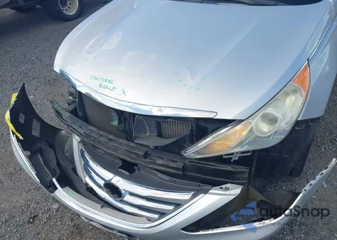 2013 Hyundai Sonata Se 2.0T z USA, uszkodzony, nr VIN 5NPEC4AB4DH697900